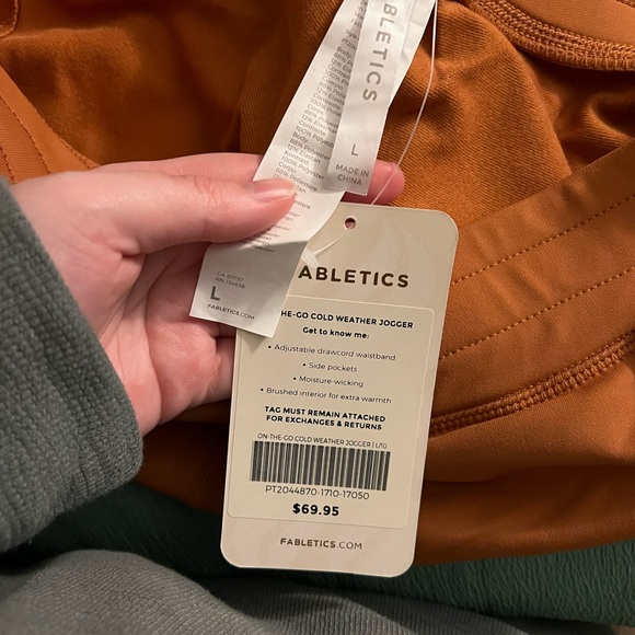 ThermaFlex High-Waisted Pocket Jogger - Picture 5 of 7